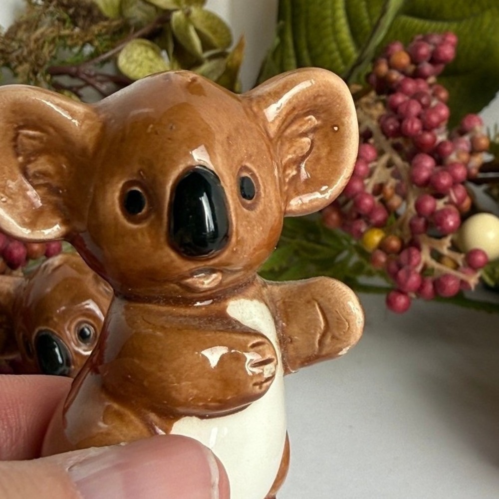 Vintage Koala Bear Salt and Pepper Shaker Set Ceramic Brown Glossy Australian - Picture 8 of 10